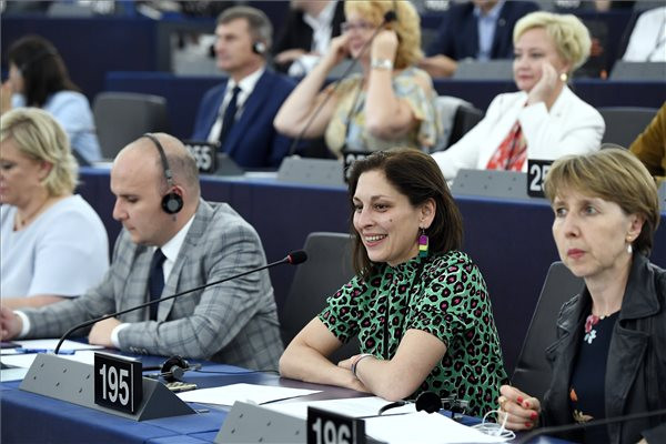 Fontos területekért felel Járóka Lívia EP-alelnökként