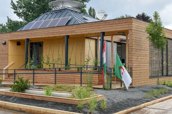 Fotó: Facebook/Solar Decathlon Europ Több díjat is nyert egy nemzetközi versenyen a Miskolci Egyetem csapatának emberi érzelmekre reagáló háza