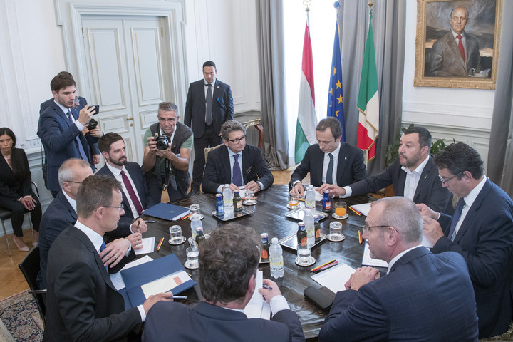 Fotó: MTI/KKM/Burger Zsolt Szijjártó: Magyarország és Olaszország stratégiai szövetségesek