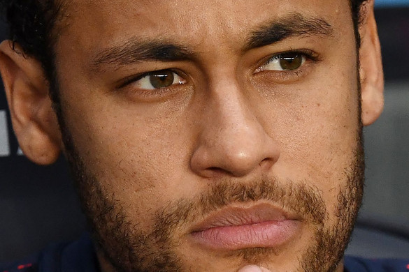 Nem állnak sorba a kérők a sérült Neymarért, aki távozni akar Párizsból