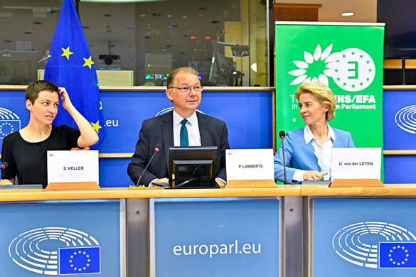 Nagy harcokra készülhet Von der Leyen