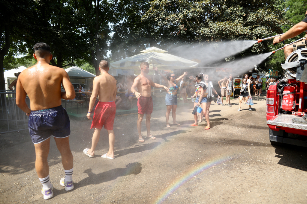 Hőség a Szigeten