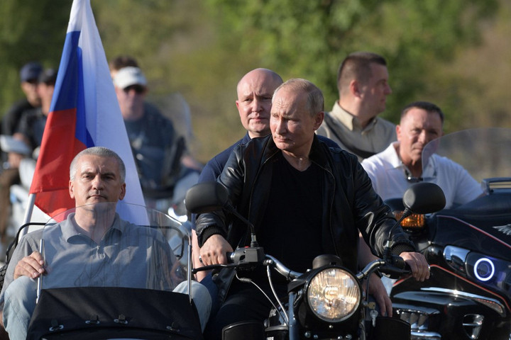 Fotó: AFP/Alexei Druzhinin Feljelentették Vlagyimir Putyint