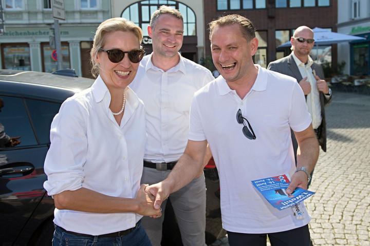 Fotó: AFP/DPA/ Sebastian Kahnert Karanténba zárnák az AfD-t