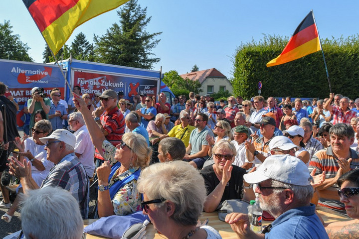 Áttörést érhet el a bevándorlásellenes AfD a hétvégi németországi tartományi választásokon