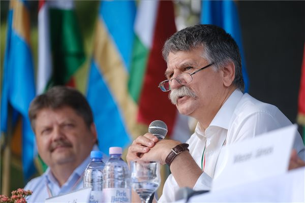 Fotó: MTI/Veres Nándor Kövér László: Ugyanazt kívánjuk magunknak, mint a szomszédainknak