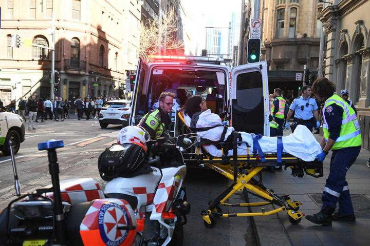 Fotó: AFP Késsel járókelőkre támadt egy férfi Sydneyben