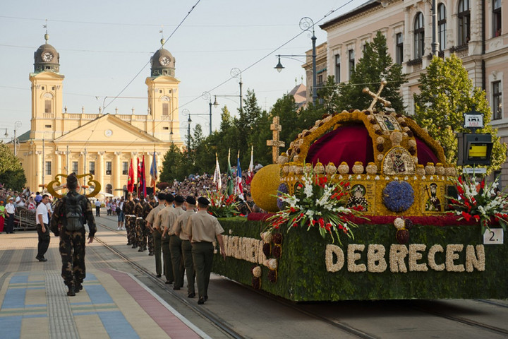 Több mint száz program a Debreceni Virágkarneválon