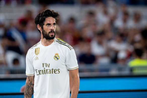 Bajban a Real Madrid, újabb játékos dőlt ki a sorból