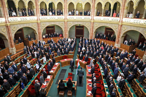 A tavalyi zárszámadást tárgyalja első őszi ülésén a parlament