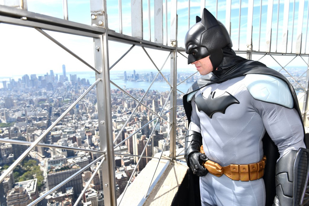 Fotó: AFP/Getty Images North America Batman az Empire State Buildingből figyeli New Yorkot