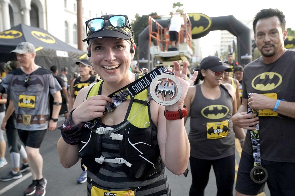 Fotó: AFP/Getty Images North America Résztvevők a Batman-napon rendezett futóversenyen Los Angelesben