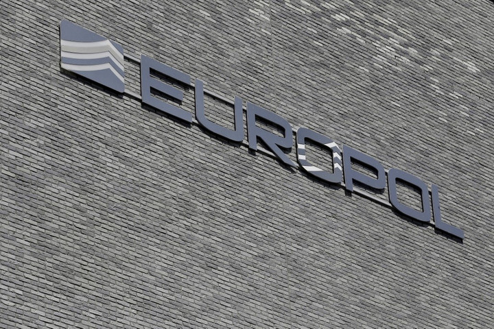 Fotó: AFP/BELGA MAG Nyugat-balkáni embercsempész bandát számolt fel az Europol