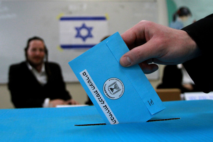 Sem a Likud, sem a Kék-fehér pár nem tud kormányt alakítani