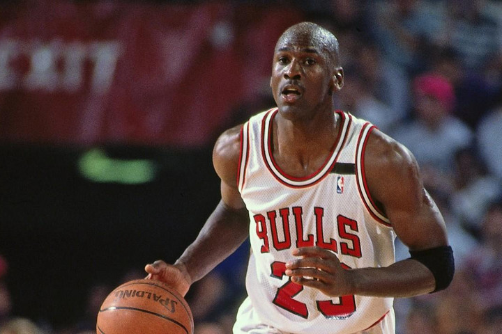 Michael Jordant választották az NBA történetének legjobb játékosává