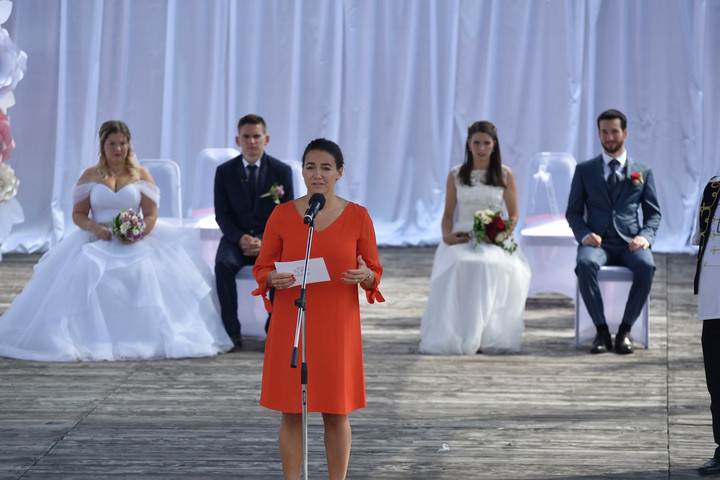 Novák Katalin: Reneszánszát éli a házasságkötés Magyarországon