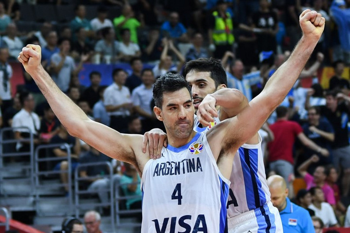 Kosárlabda: Scola megint villogott, az argentinok búcsúztatták Szerbiát