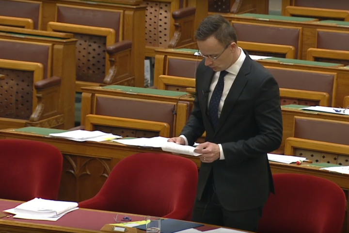 Fotó: Youtube Fidesz: Az ellenzék kampánycélokból akarja összehívni az Országgyűlést