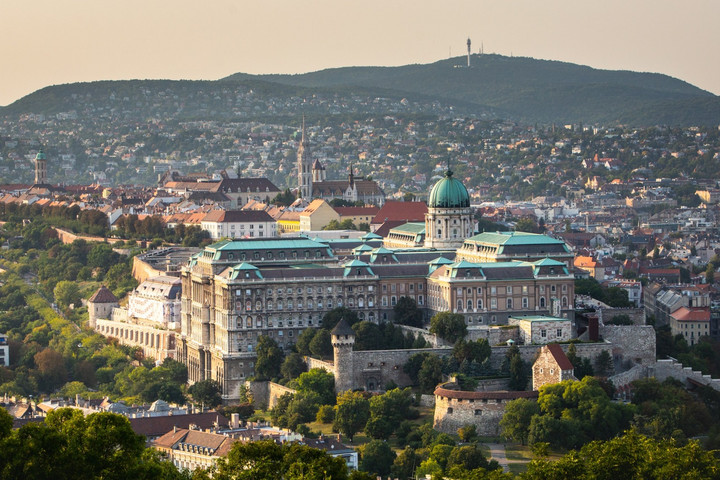 Fotó: welovebudapest.com Könyvünnep és borfesztivál a hétvégén a budai Várban