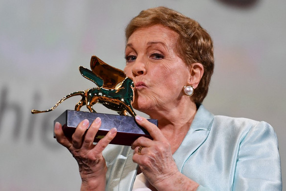 Julie Andrews életműdíjat kapott a Velencei Filmfesztiválon