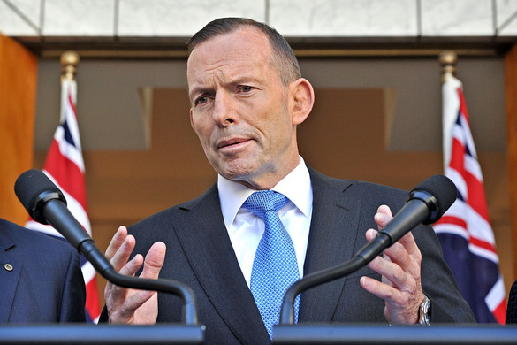Abbott: A hajókat meg kell állítani