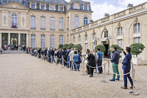 Ezrek vettek végső búcsút Jacques Chirac néhai francia államfőtől