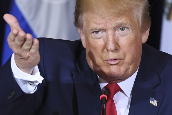 Vizsgálatot indítanak Trump ellen