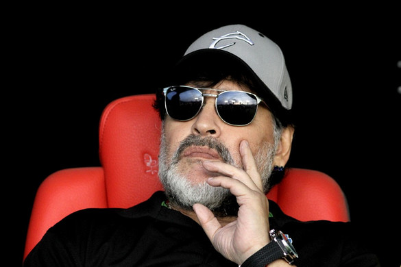 Újra munkába áll Diego Maradona