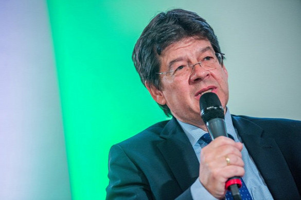 Budaörs balliberális polgármestere beismerte, hogy ő szerepel a szexvideón