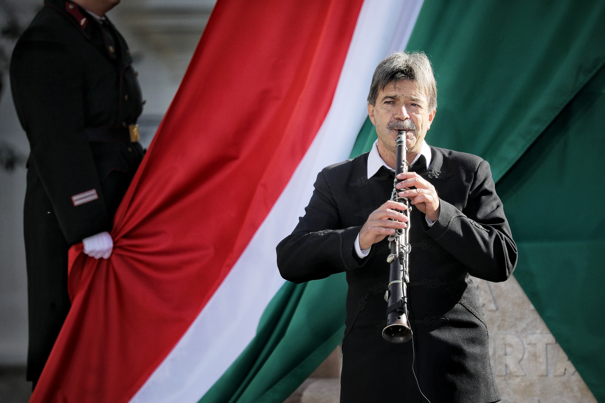 Nemzeti vértanúk emlékművének újraavatása