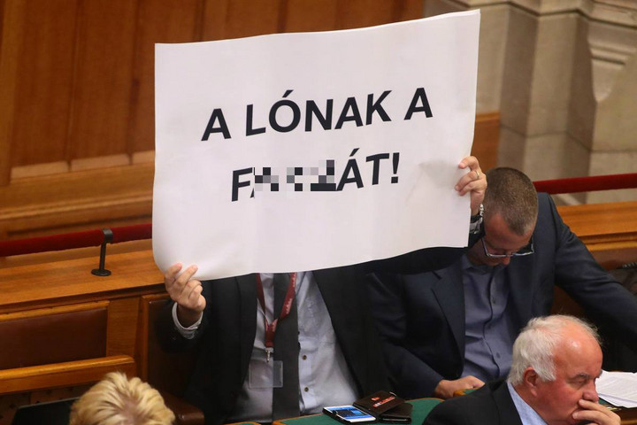 Fotó: MH „Az ellenzék védi a védhetetlent Hadházy ügyében”