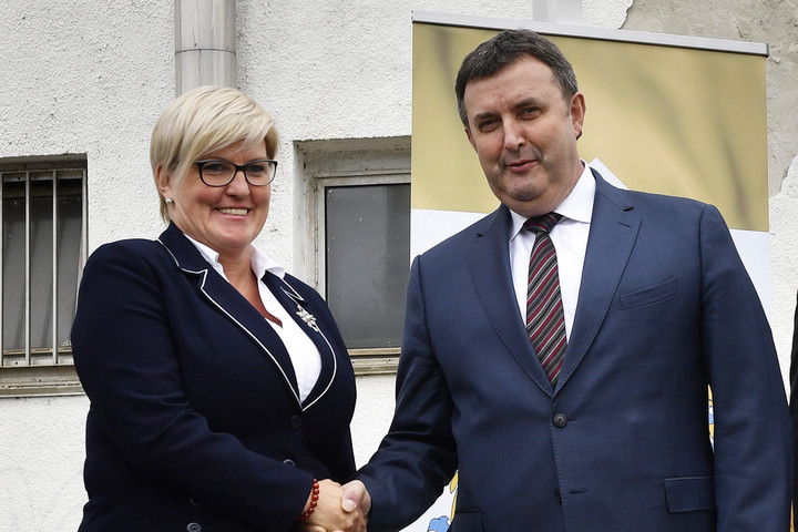 Fotó: MTI/Máthé Zoltán Palkovics: 15,5 milliárd forintból újul meg a bicskei vasútállomás