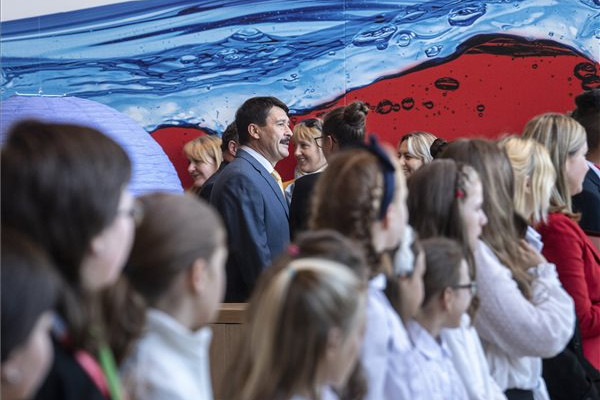 Fotó: MTI/Szigetváry Zsolt Áder János: A fiatalok szeretnének tiszta környezetben élni