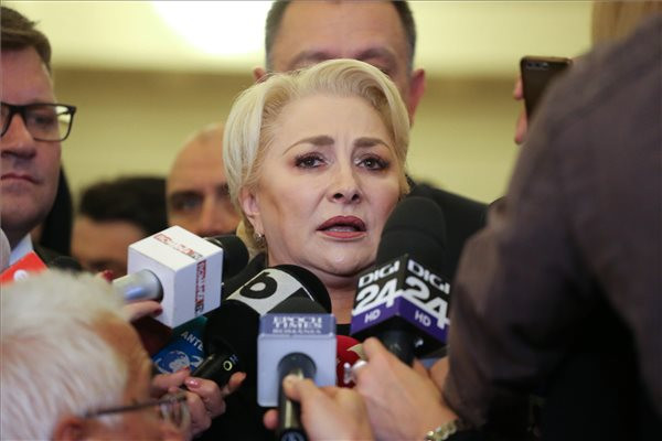 Fotó: MTI / Baranyi Ildikó Megbukott a román kormány