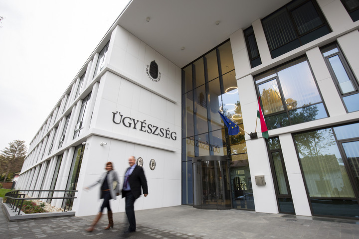 Fotó: MTI/Varga György Átadták a kaposvári ügyészségi székházat