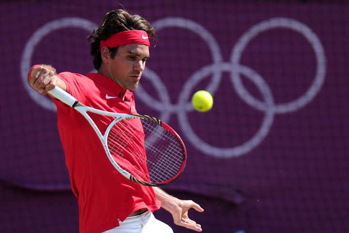 Fotó: AFP/Carl Court Federer indulni akar a tokiói olimpián
