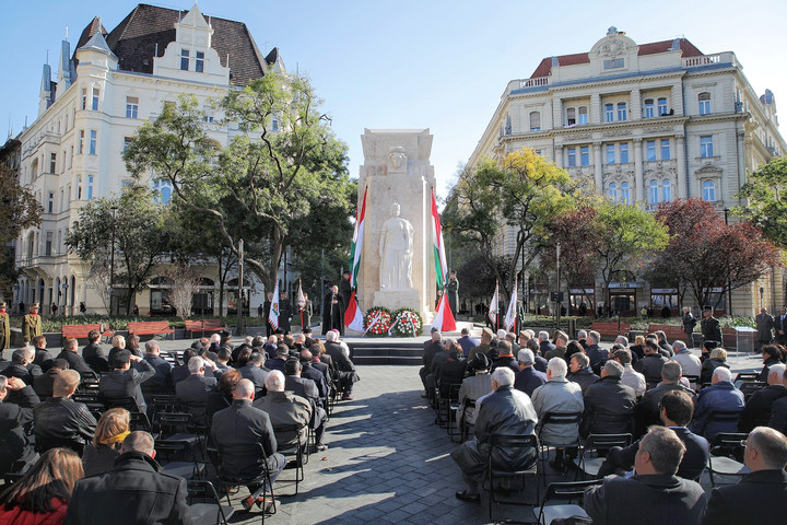 Fotó: MH/Papajcsik Péter „A bűnök akkor teljesednek be, amikor elfelejtik azokat”