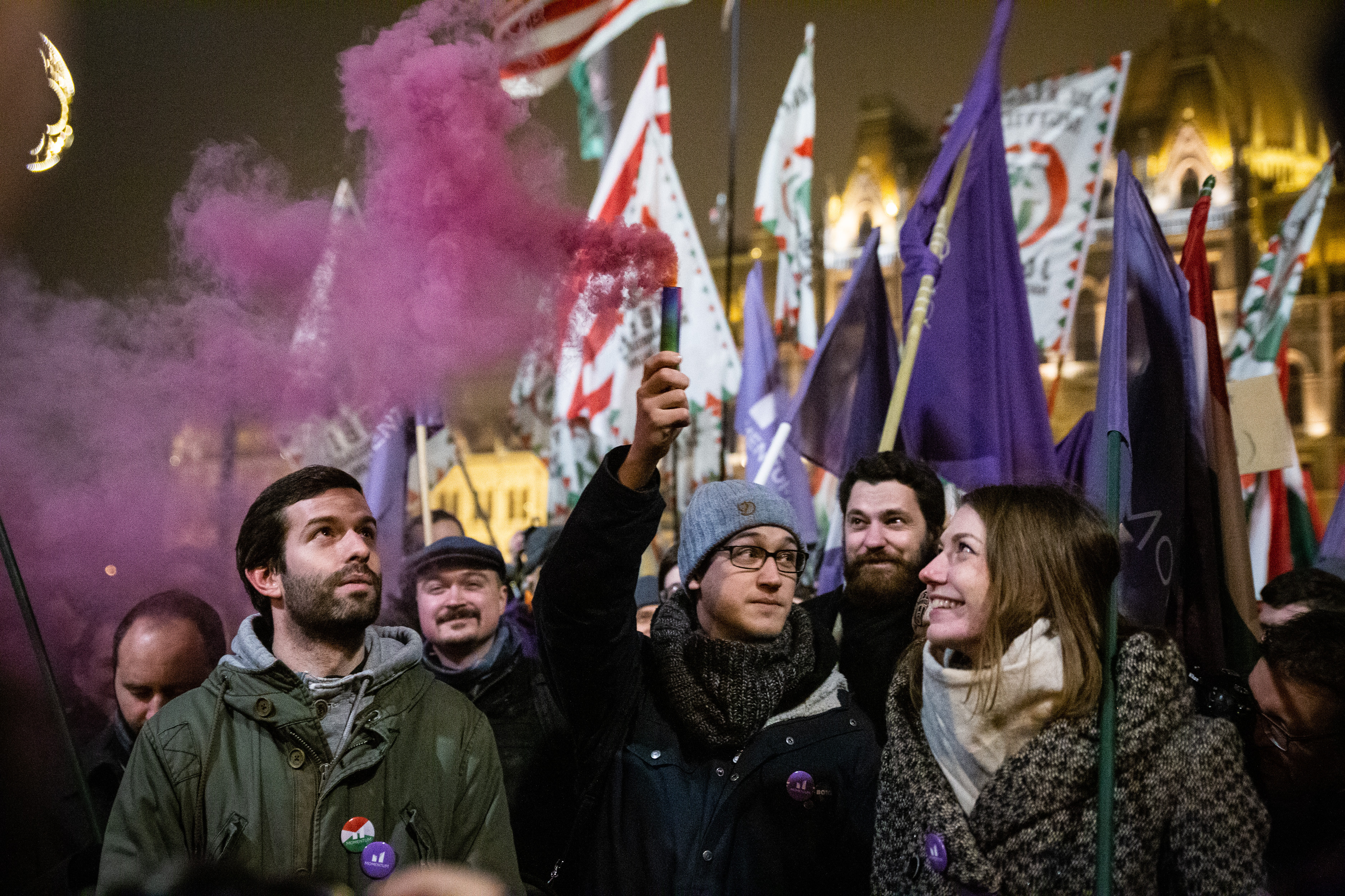 Házkutatást tartott a NAV a Momentum Mozgalom székhelyén