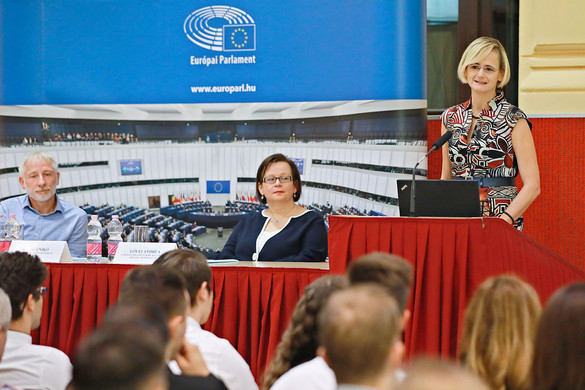 Diákok az európai szerepvállalásért