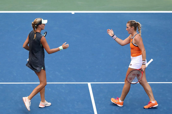 Babosék győzelemmel kezdték a WTA-világbajnokságot