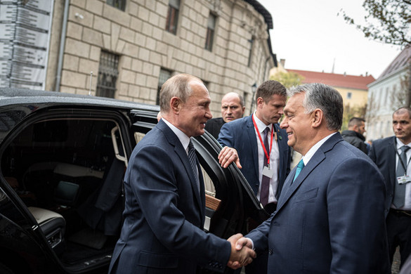 Megérkezett Budapestre Vlagyimir Putyin