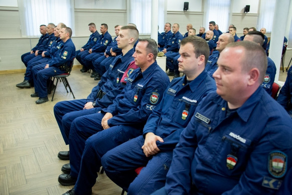 Újabb magyar rendőrök segítik Észak-Macedónia és Szerbia határőrizetét