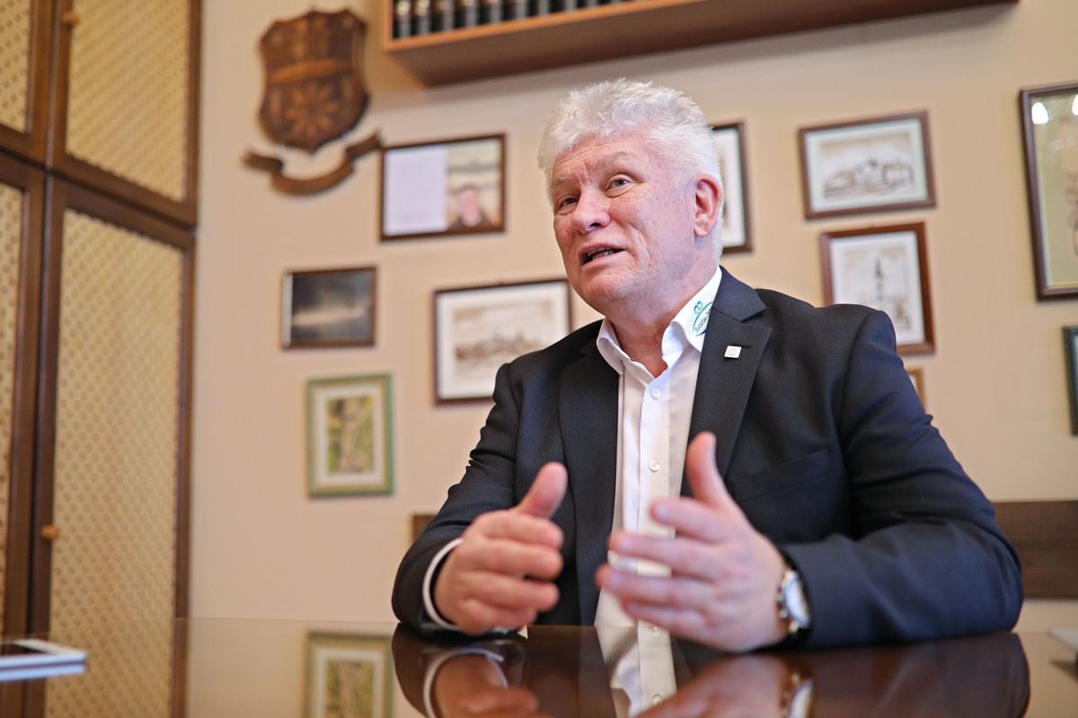 „Egy jó vezető nem siránkozik, hanem kihozza az adott körülményekből a legjobbat”
