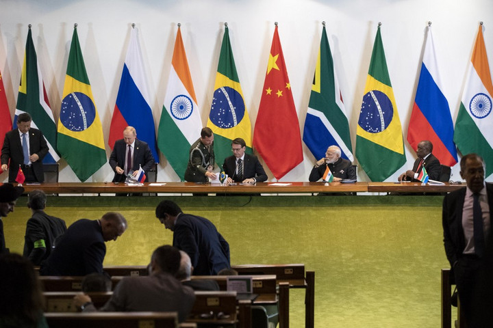 Fotó: AFP / Pavel Golovkin Brazíliában tárgyaltak a BRICS-országok vezetői