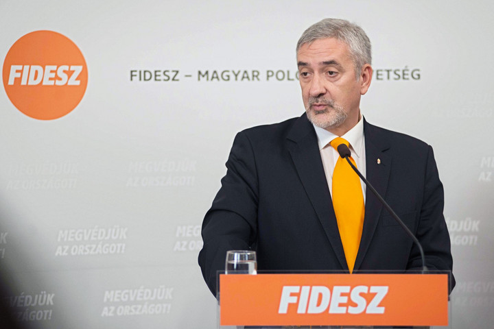 Fotó: MH „A baloldal újabb szintet lépett a gyalázatos akciókban”