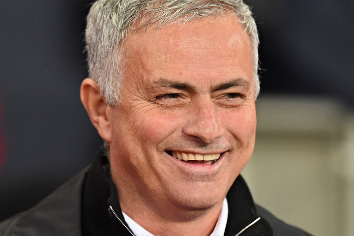 Hihetetlen pénzt szerzett a kirúgásával Mourinho