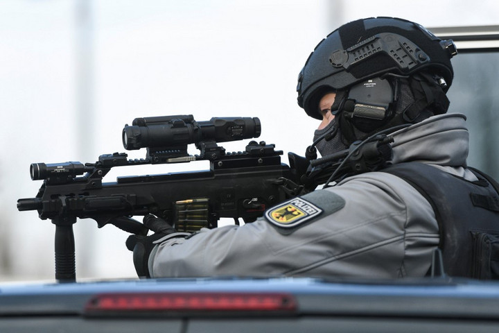 Fotó: AFP/Sebastien Bozon Terrorcselekményre készülő iszlamistákat vettek őrizetbe Németországban