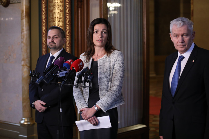 Fotó: MH/Bodnár Patrícia A kormány három részletben emeli a bírák és az ügyészek illetményét