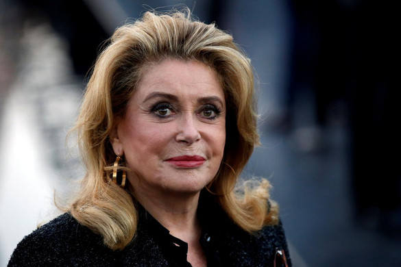 Catherine Deneuve kórházba került