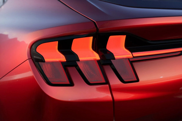 Új elektromos autót mutatott be a Ford